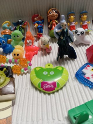 Lotto Sorprese Kinder - Personaggi Vari