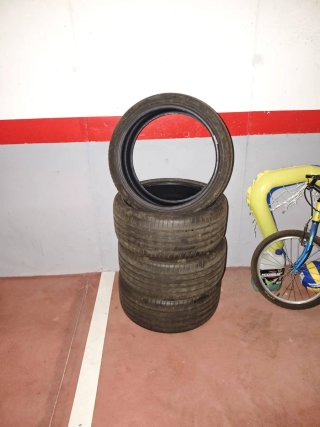 4 Neumáticos Bridgestone Turanza T005 235