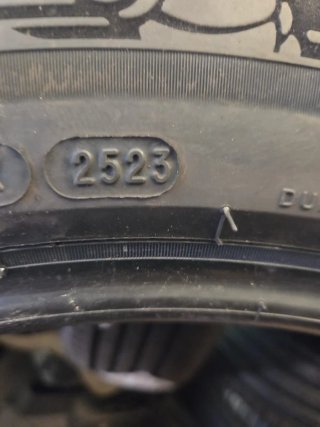 Neumáticos Michelin Pilot Alpin 5 SUV 235/60R18 10