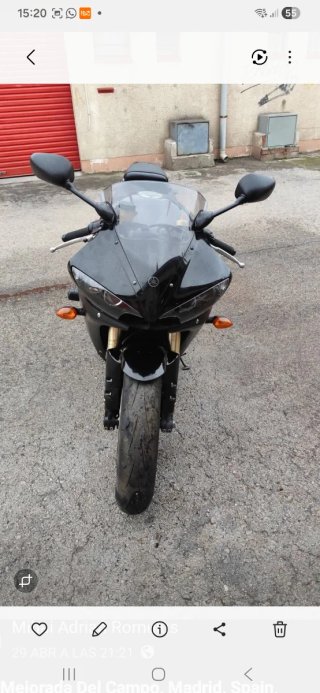 Yamaha R6 Negra.