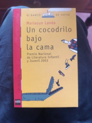 Un cocodrilo bajo la cama