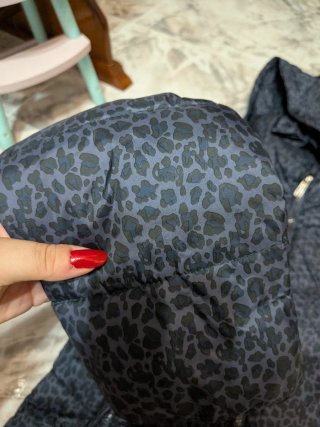 Abrigo niña estampado leopardo