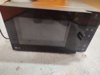 Microondas LG Negro