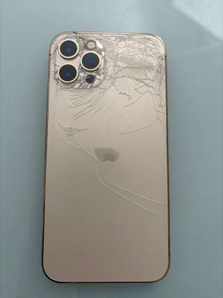 iPhone 12 Pro Dorado