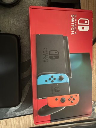 Nintendo Switch V1 Roja y Azul Negociable