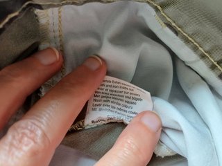 Pantalón corto camuflaje, W33