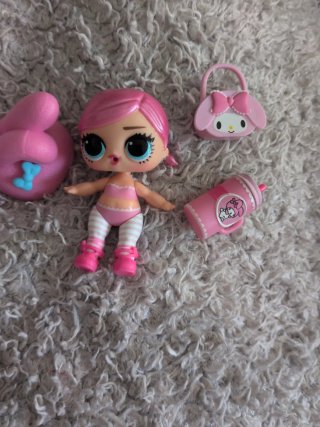 Muñeca LOL Hello Kitty y Amigos/ Melody