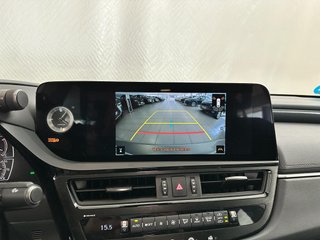 Lexus ES 2.5 300h Premium