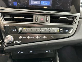 Lexus ES 2.5 300h Premium