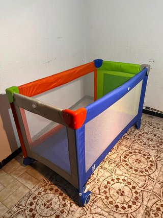 parque cuna y cómoda de niños luna y estrellas