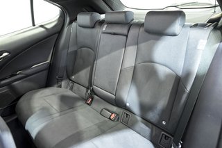Lexus UX 2.0 250h Business