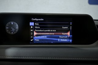 Lexus UX 2.0 250h Business