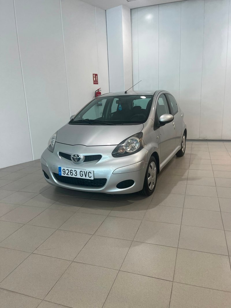TOYOTA Aygo 1.0 VVTi Blue - foto 1