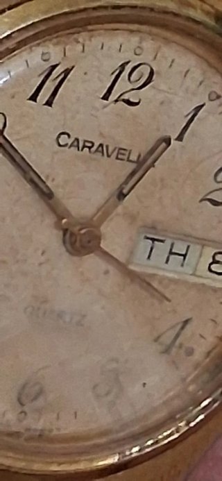 Reloj Caravelle Caballero Dorado Cuarzo