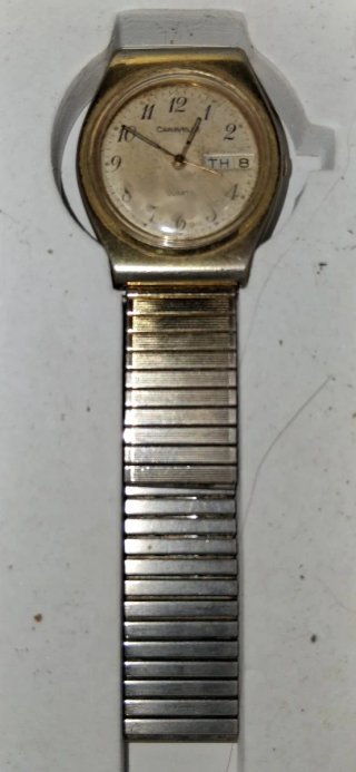 Reloj Caravelle Caballero Dorado Cuarzo