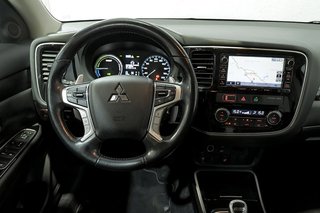 Mitsubishi Outlander 2.0 PHEV Kaiteki Auto 4WD