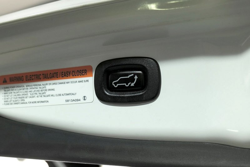 Mitsubishi Outlander 2016, foto 23