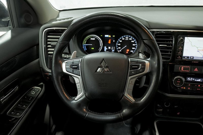 Mitsubishi Outlander 2016, foto 27