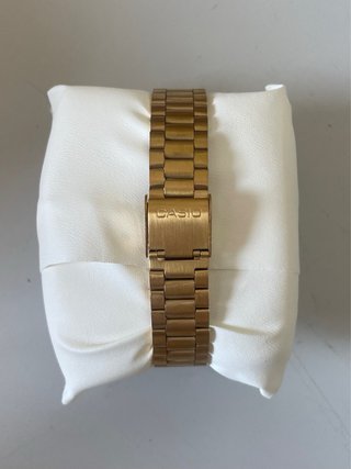 Reloj Casio Vintage Dorado y Blanco