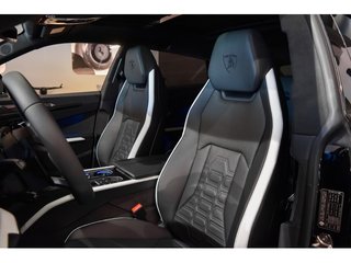 Lamborghini Urus 4.0 V8 PHEV SE 588 kW (800 CV)