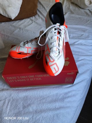 Zapatos de fútbol Puma Talla 38.5