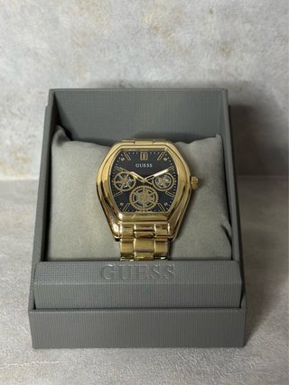 ¡NUEVO! Reloj Guess Dorado y Esfera Negra