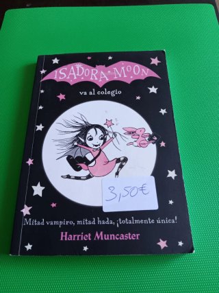 Libro Isadora Moon va al colegio