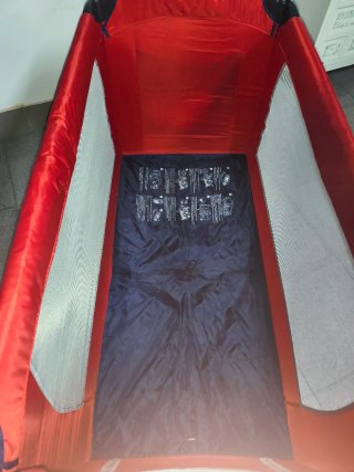 Cuna de viaje plegable roja