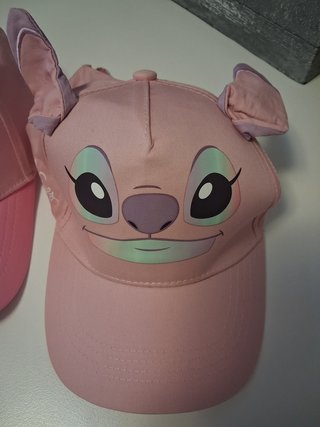 2 Gorras de Stitch Disney 1€ cada gorra.