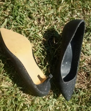 Zapatos de tacón negros brillantes T37