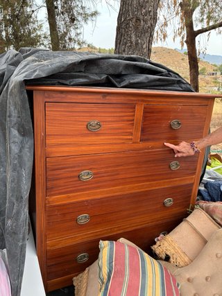 Cómoda de madera con 6 cajones