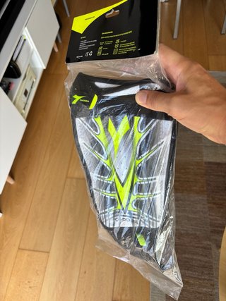 Espinilleras Diadora Fútbol