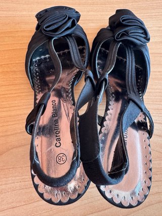 Tacones Carolina Blanco Talla 38 Negros