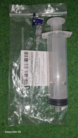 KIT PARA INTRODUCIR LIQUIDO TUBELESS RUEDAS