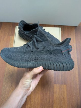 Adidas Yeezy Boost 350 V2 Black Triple Black