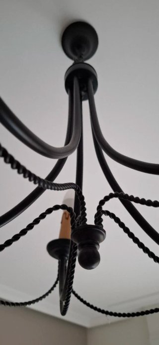 Lámpara de forja estilo rústico