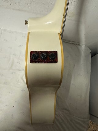 Guitarra Cort Blanca Acústica