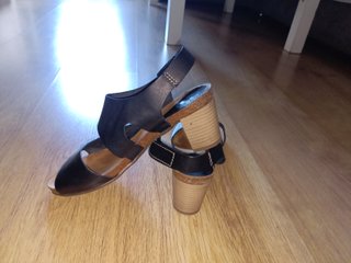 Sandalias tacón piel negras talla 37