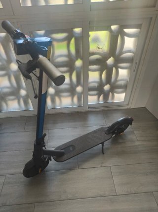 Patinete Eléctrico Xiaomi Essential