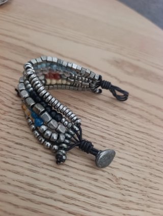 Lote Pulseras Doradas y Plateadas