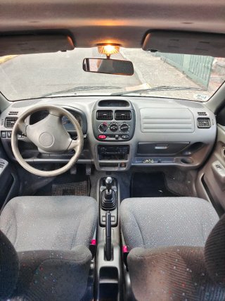 Suzuki Ignis 2001