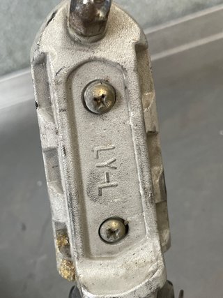 Soporte Estribera Derecha Benelli 502 C 2019