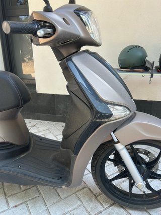 Piaggio Liberty 50S Ciclomotor COMO NUEVA