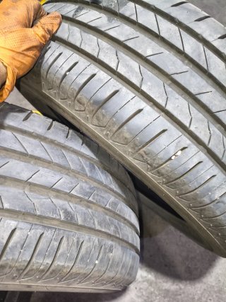 2 Ruedas Bridgestone 225/65/17 102H