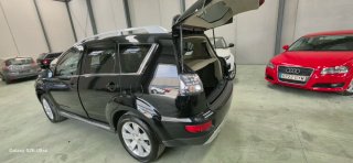 Mitsubishi Outlander 2010