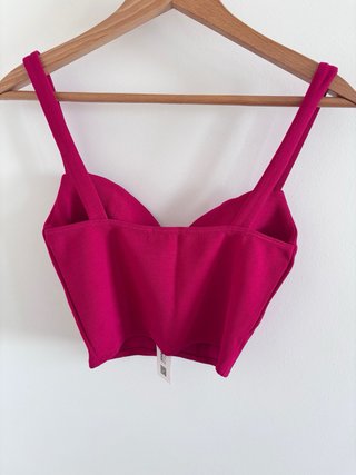 Top Corto Fucsia Talla M Zara Nuevo