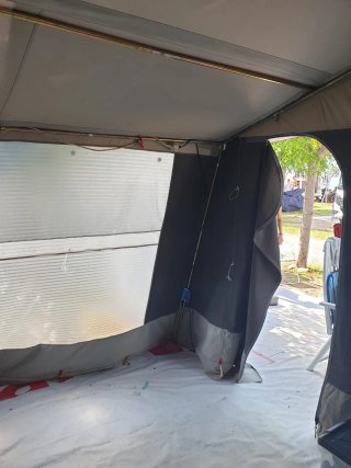 Tienda de campaña Comanche marca trigano