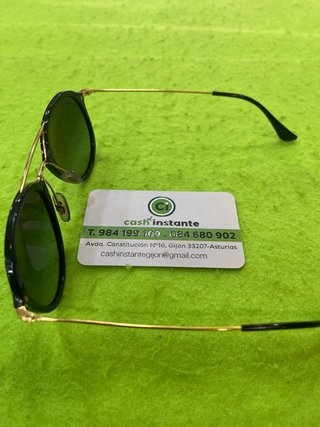 Gafas de sol Ray-Ban 4253 Negro/Dorado