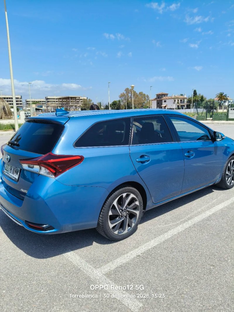 Toyota Auris 2016 - foto 1