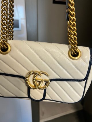 Bolso Gucci Marmont Blanco y Dorado